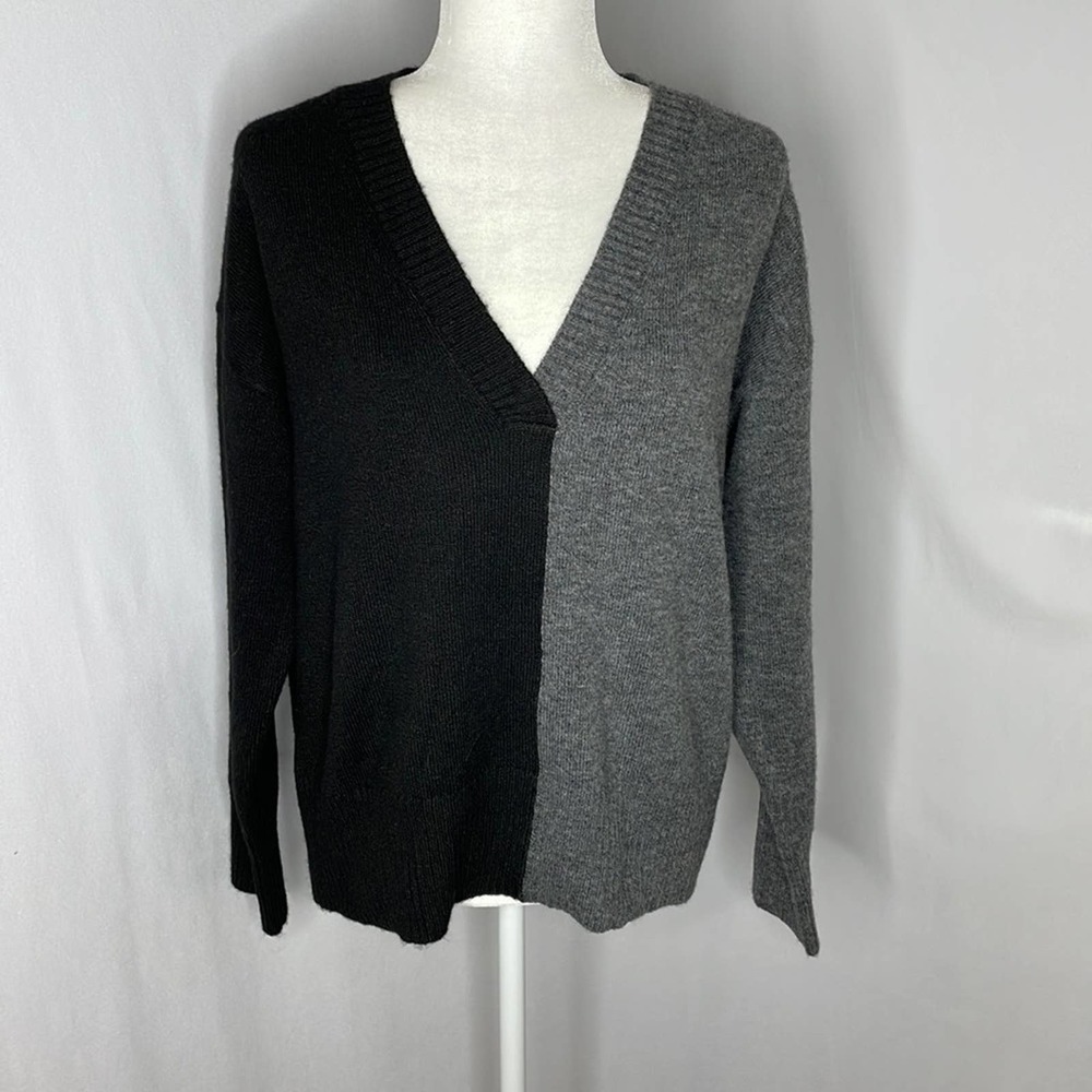 NWT sweet Romeo black and grey color block sweater